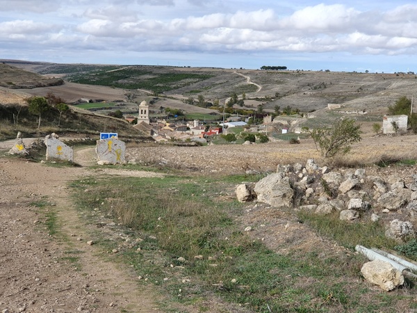 Heading into Hontanas