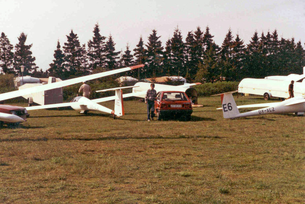 ASW-20 JE og Cirrus-75 E6