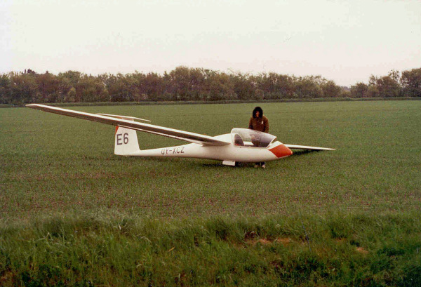Ole Steen Poulsen i Thulepjækkert ved udelandet Cirrus 75 (E6)