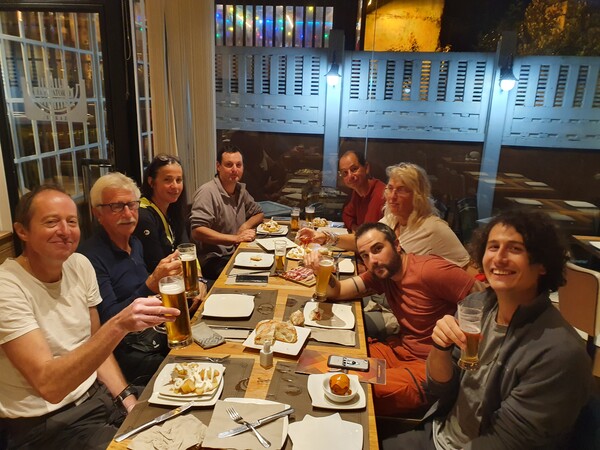 Dinner in town with Fabricio, Elisabeth, Elia and other pilgrims that we had met at the camino.