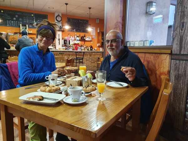 Day 18: Breakfast with Birgit and Dieter at Albergue Parroquial de Santibáñez. We spoke German.